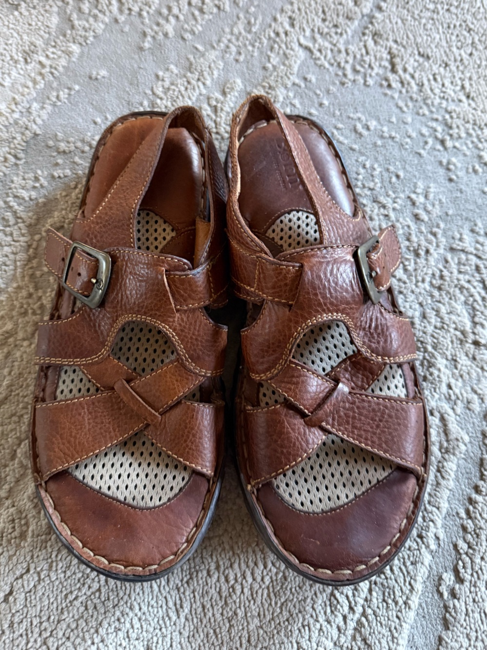 Born brown leather fisherman sandals open-toe comfort buckle closure 39 / 8